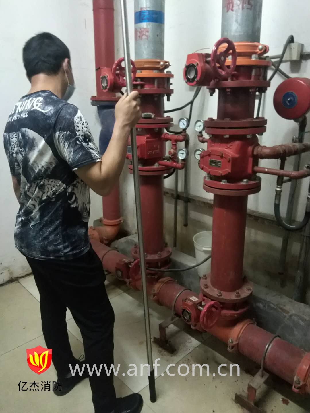 氣體滅火系統(tǒng)常見(jiàn)構(gòu)氣體滅火系統(tǒng)常見(jiàn)構(gòu)件及其作用！